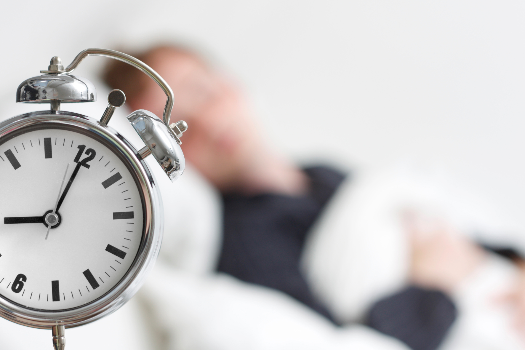 De verschillende slaapfasen praktisch uitgelegd (met tips)